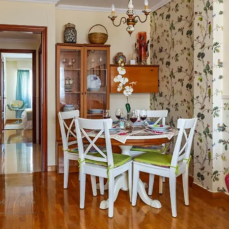 شقة Compostellae. Wifi نويا