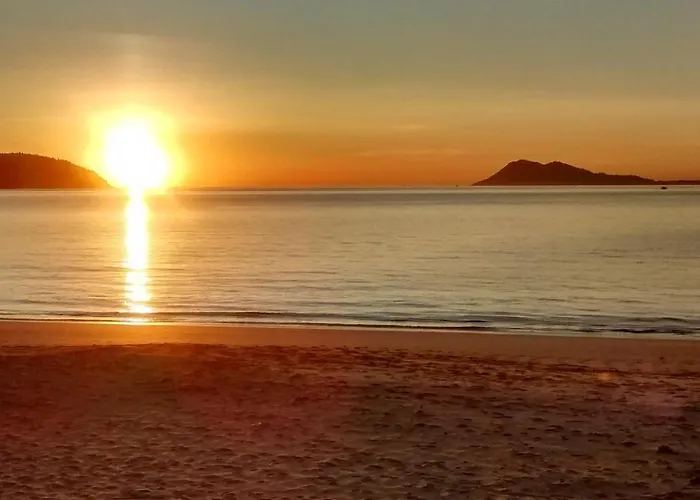 Compostellae. Wifi شقة نويا